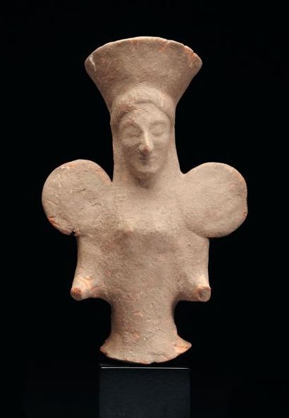 Figurine représentant le buste d'une déesse...