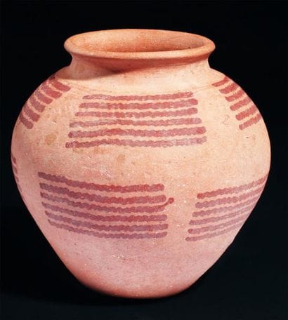 ÉGYPTE
Vase à panse sphérique et à lèvre...