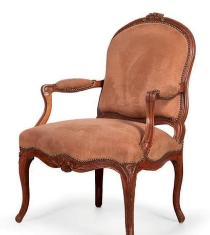 LARGE FAUTEUIL à dossier en anse de panier...