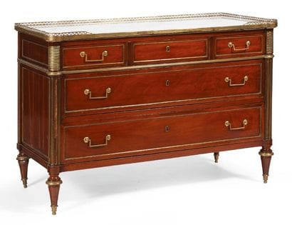 COMMODE en acajou et placage d'acajou, quart...