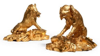 PAIRE DE GROUPES EN BRONZE ciselé et doré...
