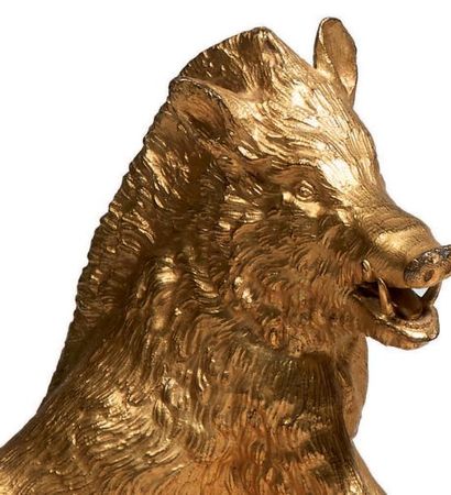 PAIRE DE GROUPES EN BRONZE ciselé et doré...