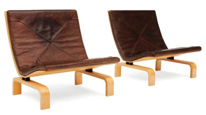 POUL KJÆRHOLM (1929-1980)
Paire de chauffeuses...