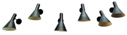 ARNE JACOBSEN (1902-1971)
Trois paires d'appliques...