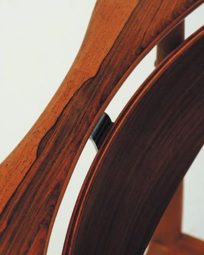 FINN JUHL (1912-1989)
Suite de huit chaises...