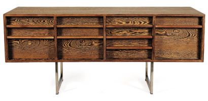 BODIL KJÆR (née en 1932)
Enfilade. Palmier...