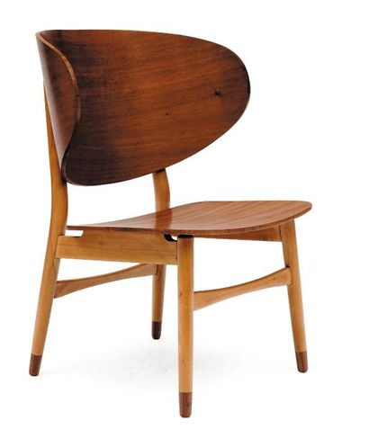 HANS J. WEGNER (1914-2007)
Chauffeuse. Teck...