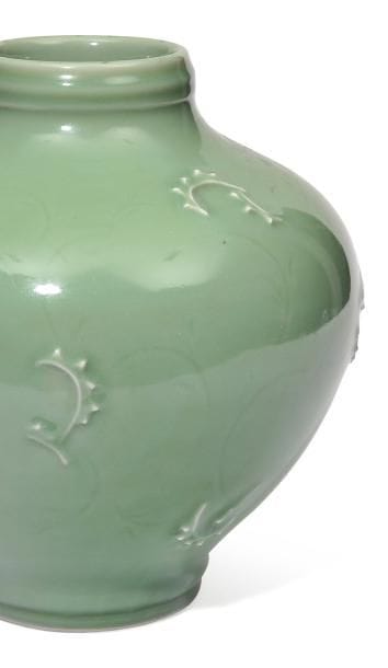 KRESTEN BLOCH
Grand vase. Faïence émaillée...