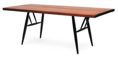 ILMARI TAPIOVAARA (1914-1999)
Table modèle...