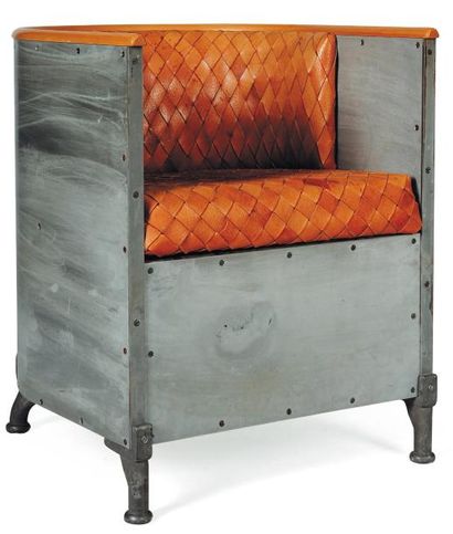 MATS THESELIUS (né en 1956)
Fauteuil. Aluminium...