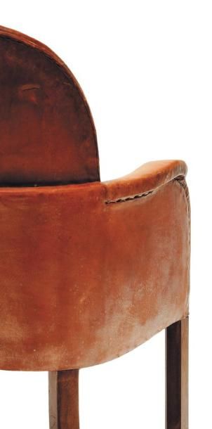 ARNE JACOBSEN (1902-1971)
Pièce unique. Fauteuil....