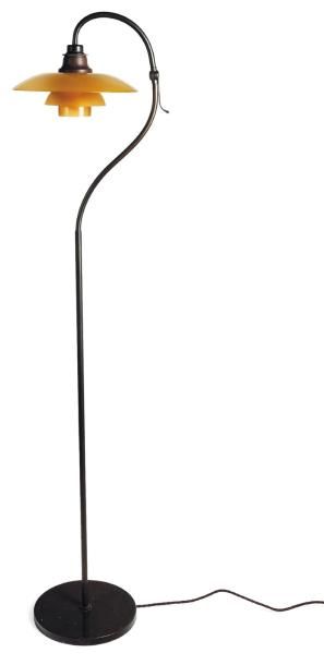 POUL HENNINGSEN (1894-1967)
Lampadaire 