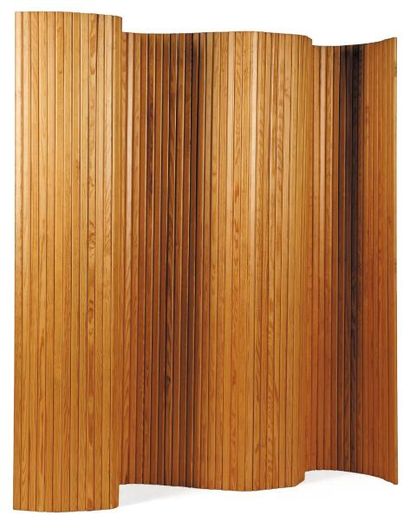ALVAR AALTO (1898-1976)
Paravent. Pin massif....