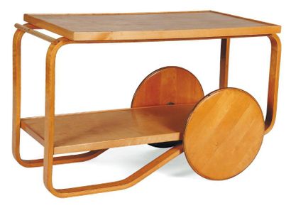 ALVAR AALTO (1898-1976)
Desserte modèle 