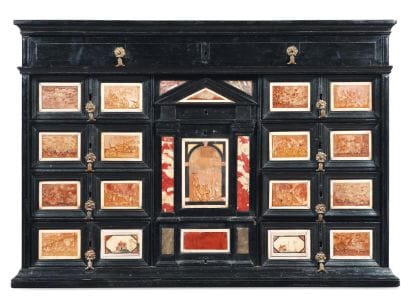 Cabinet en ébène à panneaux de pierres dures,...