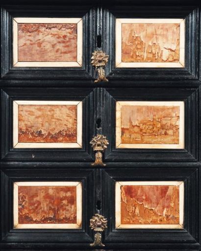 Cabinet en ébène à panneaux de pierres dures,...