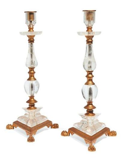 Paire de bougeoirs en bronze et cristal de...