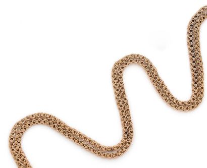 LONGUE CHAÎNE en or 18K (750), articulée...