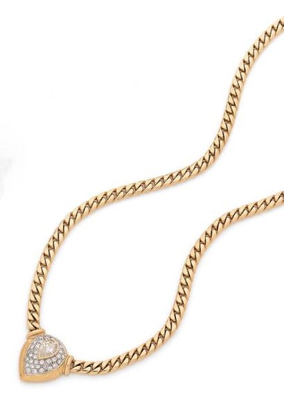 COLLIER ras du cou en or 18K (750), articulé...