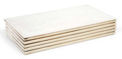 BOITE A CIGARETTES EN ARGENT SUR AME DE BOIS...