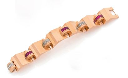 BRACELET en or rose 18K (750), articulé de...