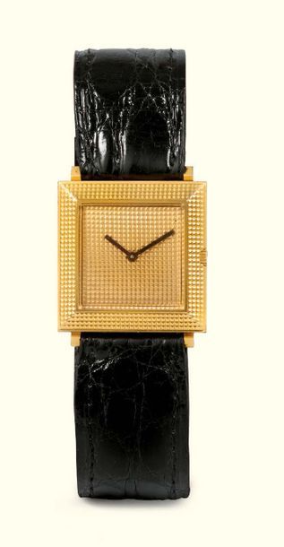 BAUME & MERCIER
MONTRE BRACELET EN OR JAUNE...
