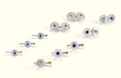 PARURE DE VÊTEMENT SAPHIRS, CARTIER

SAPPHIRE...