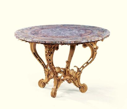 TABLE DE MILIEU EN BRONZE DORÉ, LE PLATEAU...