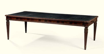 * TABLE DE BIBLIOTHÈQUE EN BOIS TEINTÉ À...