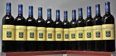 12 BOUTEILLES CHÂTEAU SMITH HAUT LAFITTE...