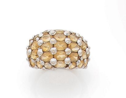 BAGUE BANDEAU en or gris 18K (750) ornée...