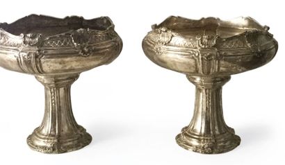 WOLFERS
Paire de coupes rondes en argent...
