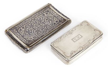 DEUX TABATIÈRES EN ARGENT XIXE SIÈCLE De...