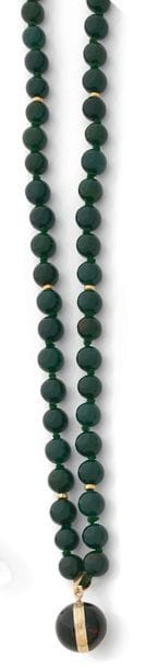 LONG COLLIER de boules de jaspe sanguin,...