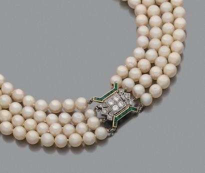 COLLIER quatre rangs de perles de culture...