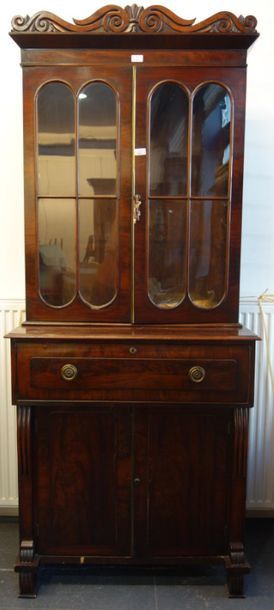 Angleterre, belle commode bureau scriban...