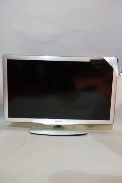 Philipps, Flat screen TV on stand. Old model...