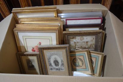 Batch of framed pieces including photographs...