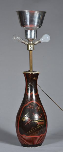 Large Japanese porcelain vase with black...