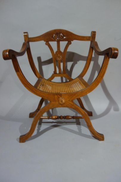 Dagobert armchair in moulded and carved walnut...