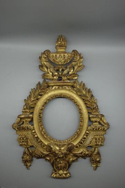 Important Gilded carved wood frame, with...