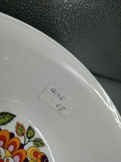 German porcelain dinner service part, consisting...