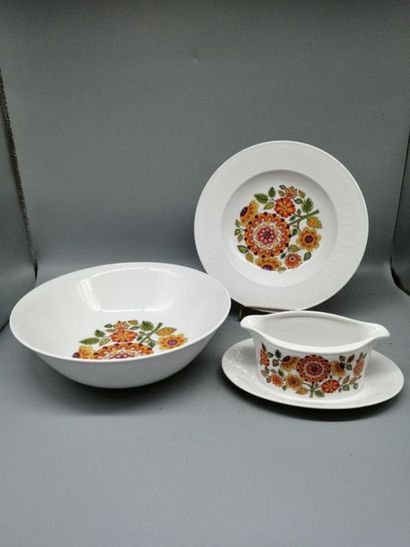 German porcelain dinner service part, consisting...