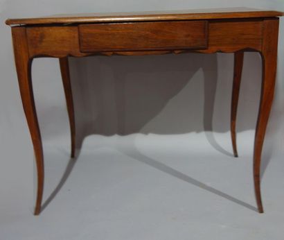 TABLE in natural wood, cut-out belt, curved...