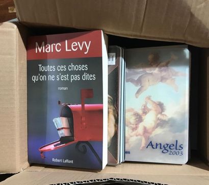 Important batch of mainly paperback books:...