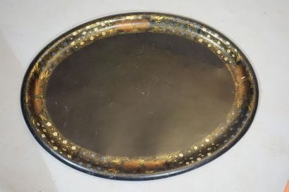 Important oval tray in sheet metal with lithographed...