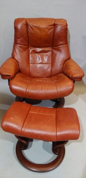 Stressless, Comfortable tawny leather armchair...