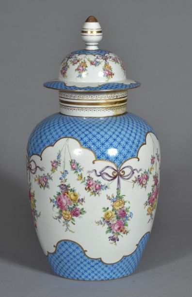 Large covered porcelain vase with polychrome...