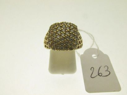 1 openworked gold ring with stone paving...