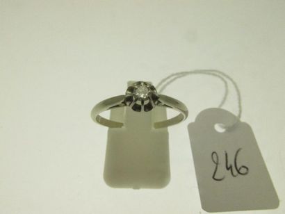 1 ring set in white gold and platinum with...
